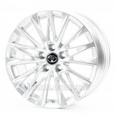 Replica Toyota (TY3322) 8x18 5x114,3 ET45 DIA60,1 (silver)