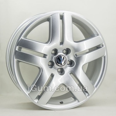 Диски Replica Volkswagen (ZY768) 7x17 5x100 ET38 DIA57,1 (silver)