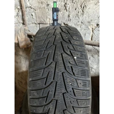 Шини Hankook Winter i*Pike RS W419 215/50 R17 95T Б/У 6,5 мм