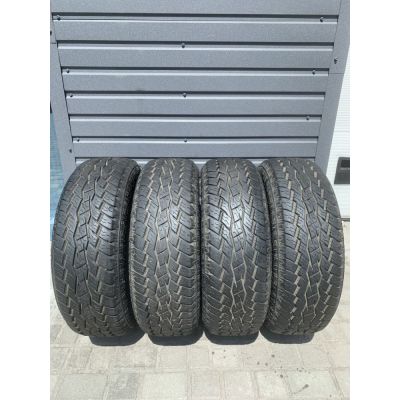 Шини Toyo Open Country A/T Plus 235/65 R17 108V Б/У 8 мм