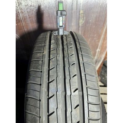 Шини Yokohama BluEarth ES32 215/55 R17 94V Б/У 7 мм